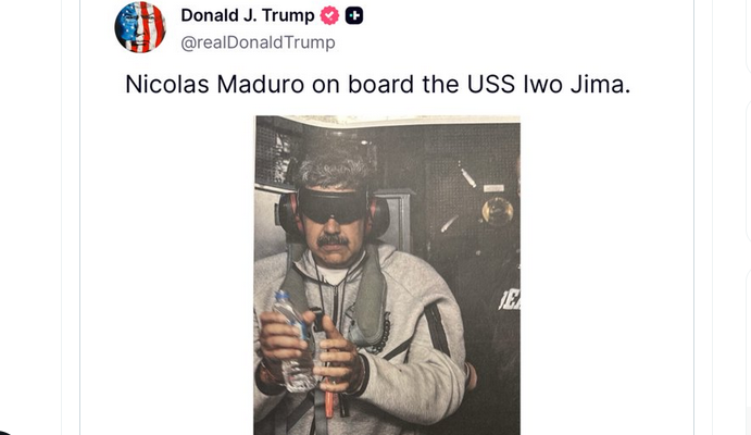 ФОТО | Мадуро на бродот „Иво Џима“ патува кон САД