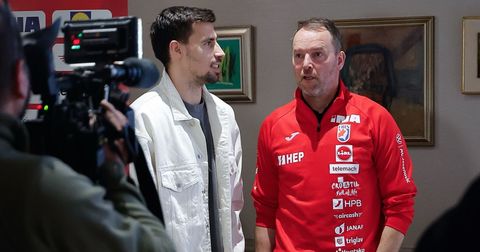 Сигурдсон им порача на своите Исланѓани: Утре ќе бидам само Хрват!