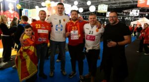 Филип Лазаров во Хернинг за поддршка на ракометарите (фото)