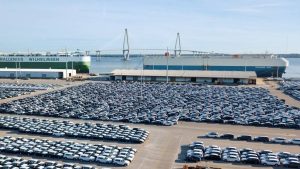 Германското автомобилско лоби предупредува за последиците од царините на Трамп поради Грендланд