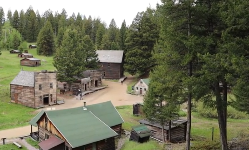 (ВИДЕО) Град на духови бара жители: Бесплатно сместување и храна, но без интернет