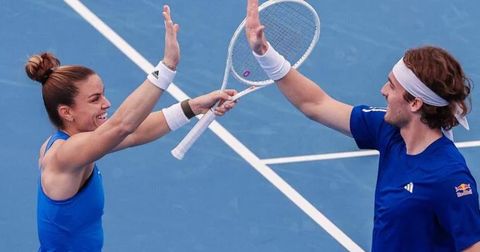 Циципас и Сакари во елемент, Грција ја мина Велика Британија на Јунајтед Купот