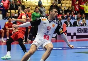 Јануарски трилер навики: Херојот Костески и неговата минијатура за победа над Романија (ВИДЕО)