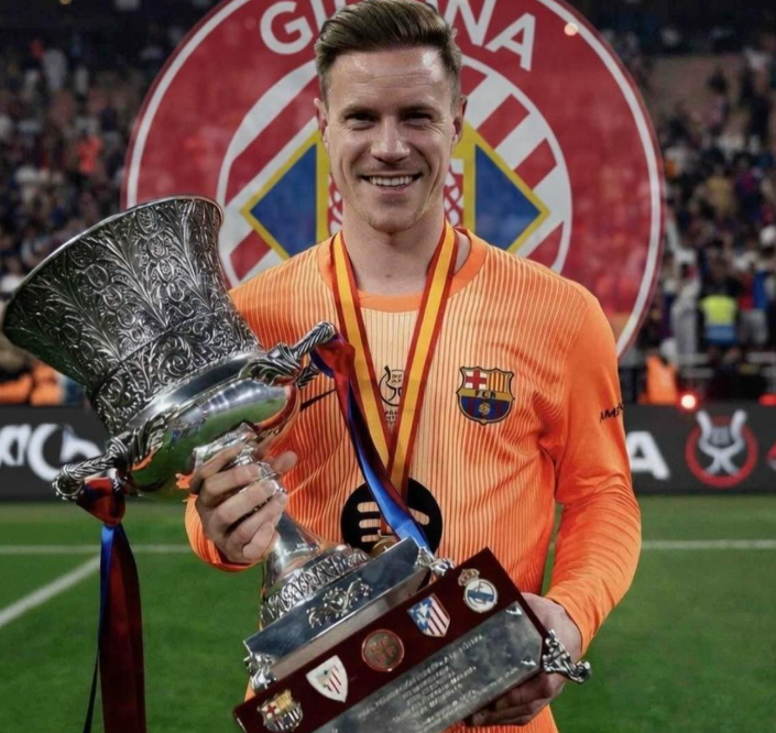 По 12 години поминати во Барселона, Тер Штеген оди на позајмица и тоа во град кој е одалечен само 100 км од „Камп ноу“