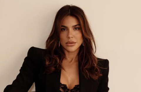 Марина Висковиќ јавно ја прашаа ова, а таа жестоко возврати:  „Ако требаше да ве задоволам вас…“ 