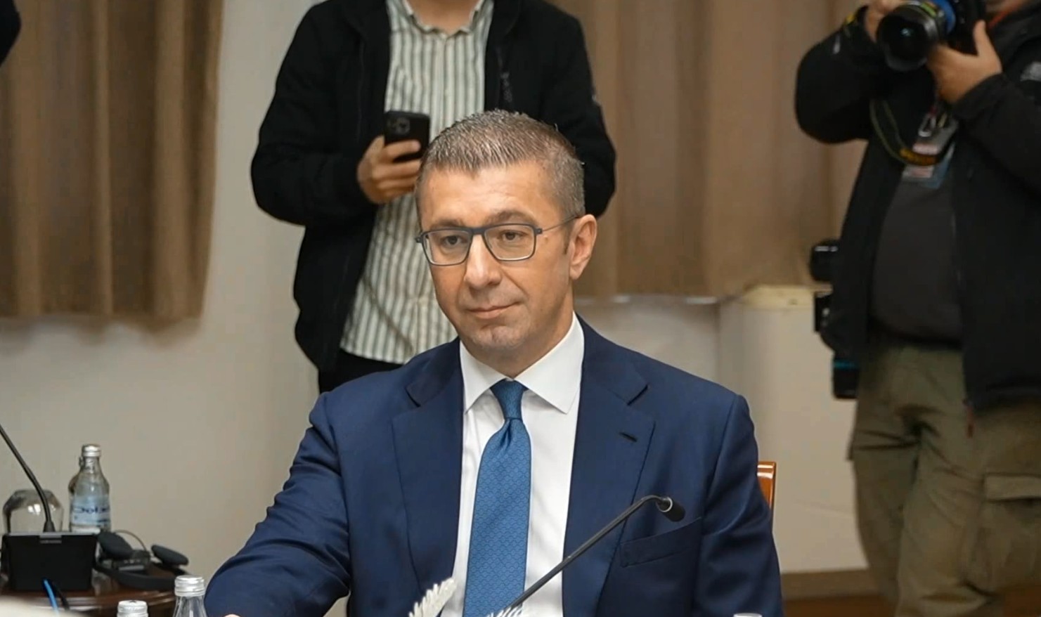 Мицкоски до Ахмети за тет-а-тет средба – ќе се видиме, некогаш!