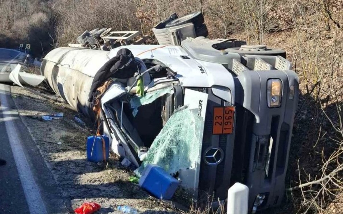 Нормализиран сообраќајот на патниот правец Струга-граничен премин „Ќафасан“