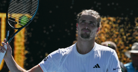 Зверев со пресврт го исфрли Диало за второ коло во Мелбурн