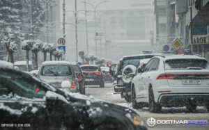 Снежни врнежи во Гостивар утрово