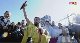 Дарко Митровиќ го извади крстот од водите на Вардар