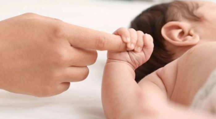 Женско е првото родено бебе во 2026