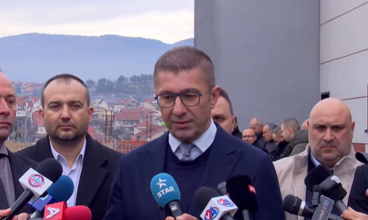 Со линеарното зголемување на пензиите се намалува и стапката на сиромаштија