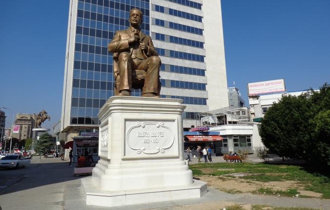 НА ДЕНЕШЕН ДЕН: Осуден на тивка смрт од комунистичкиот режим, во Битола во 1951-ва починал Павел Шатев, гемиџијата од Кратово