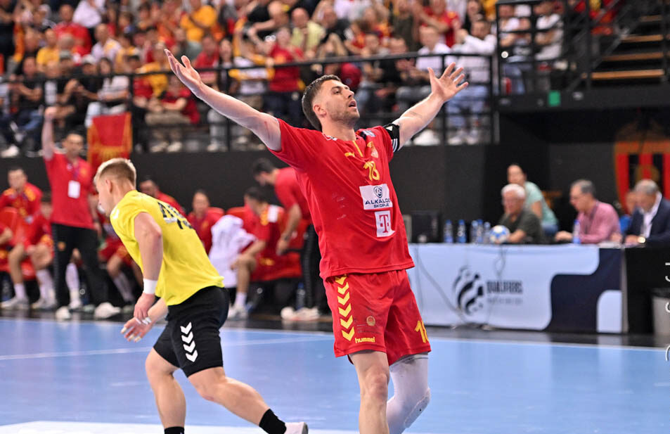 Кузмановски: Нема предавање со никого!