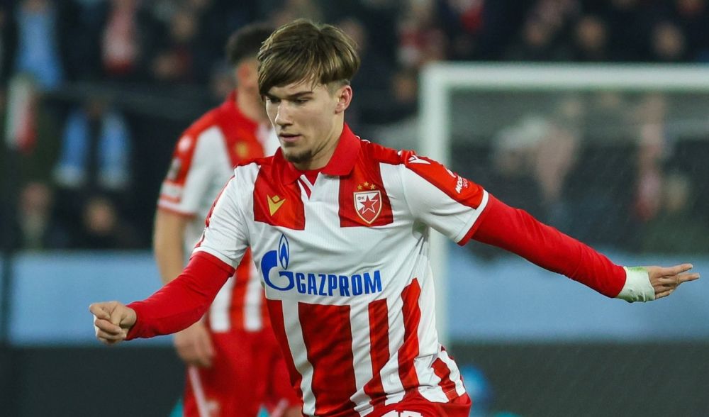 Костов донесе гостинска победа за Црвена звезда, Астон Вила го победи Фенер во Истанбул (ВИДЕО)