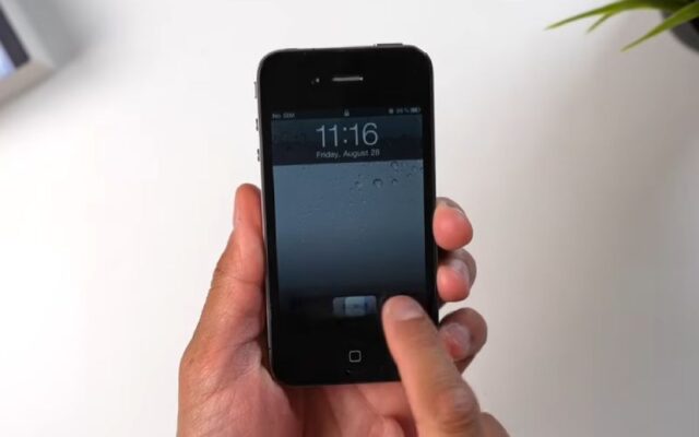 Сè поголем број млади купуваат iPhone 4, причината е лошиот квалитет на камерата?