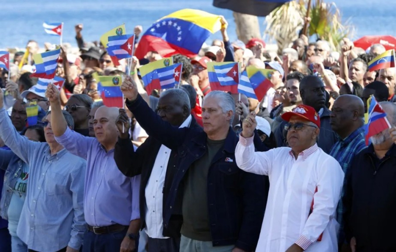 Која е следната цел на Трамп: Куба, Колумбија или Гренланд?