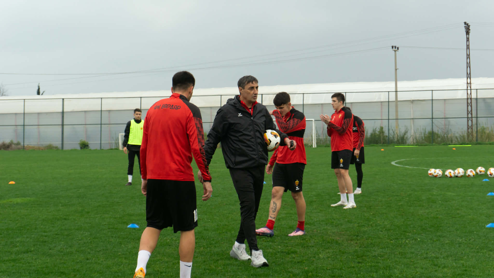 Вардар бира наследник за Седло, се преговара со неколку имиња