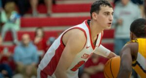 Феноменална партија на Андреј Шошкиќ, донесе победа на Стони Брук во колеџот во САД