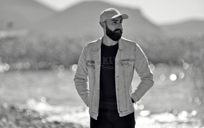 Фотографот Љушев загина по пад во окно од лифт во Охрид