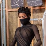  Славната актерка се прошета во „гол фустан“ во Париз (ФОТО)