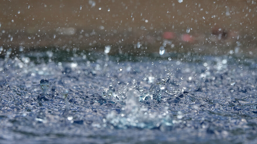 Денеска обилни врнежи од дожд