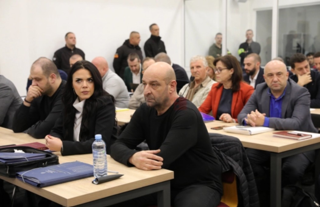 „Го нарушува угледот – апелирам да реагираат сите надлежни органи“: адвокатката на газда Деко со реакција по денешниот протест