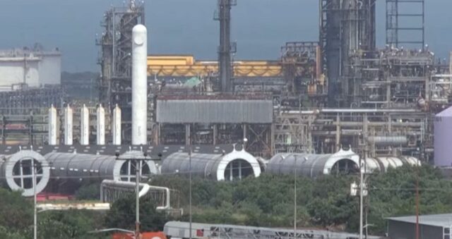 Руска државна компанија одбива да го предаде извозот на венецуелска нафта на Американците