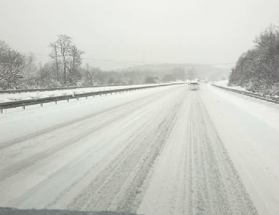 Забрана за сообраќај на камиони на Стража, Ѓавато, Пресека и Маврово – Дебар