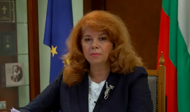 Прифатена оставката на Радев, Јотова е нов шеф на Бугарија