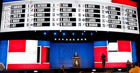 НБА франшизите би платиле сто милиони долари за првиот пик на драфтот!