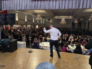 Јордан Митев ги крена Македонците во Торонто на нозе