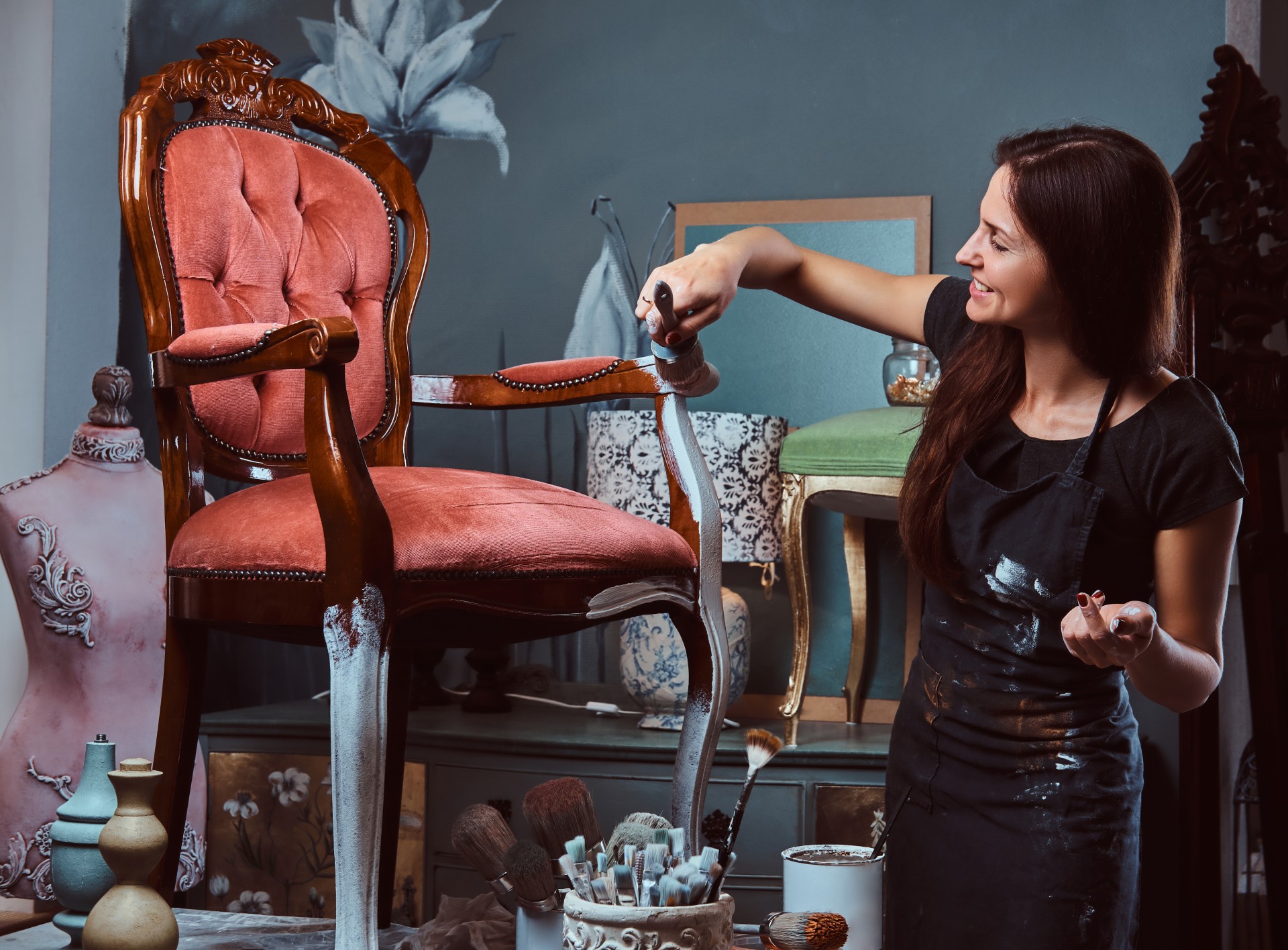 Татјана и Јелена прават чудо од стар мебел: Некои парчиња се стари 100 години, а вака започна сè