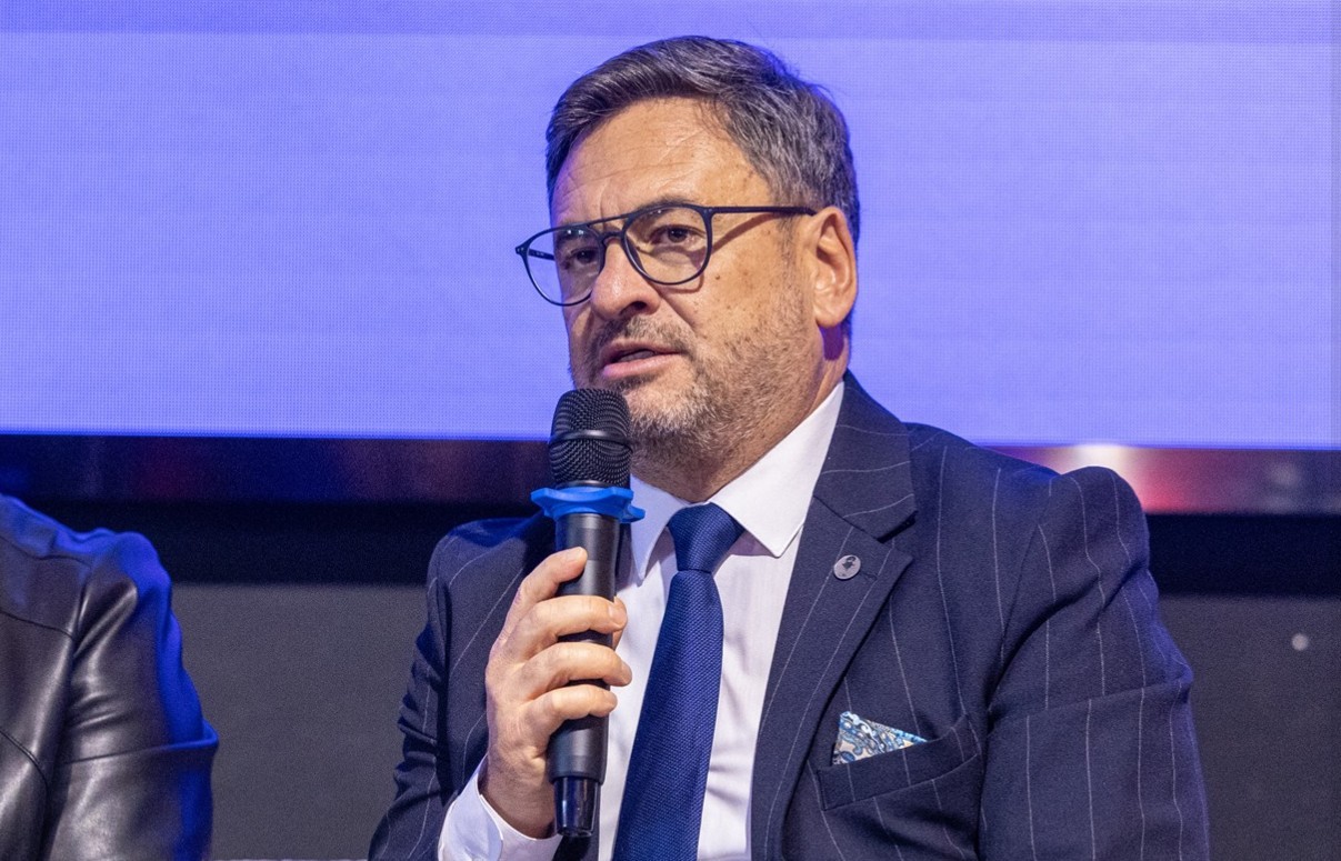 „ЕДНА ГОДИНА ПОМУДАР“: Ристески со емотивна објава на социјалните мрежи