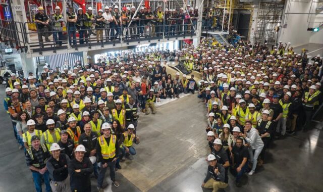 Tesla го претстави првиот Cybercab – Автомобил како од Sci-fi филмовите за разумна цена