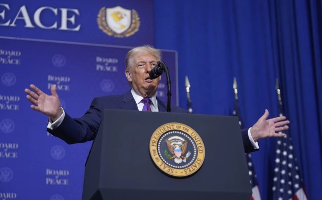 АЛБАНИЈА И КОСОВО ЌЕ ИСПРАТАТ ВОЈНИЦИ ВО ГАЗА, ТРАМП КАЖА ДЕКА СОБРАЛ СЕДУМ МИЛИЈАРДИ ДОЛАРИ ЗА НЕЈЗИНА ОБНОВА