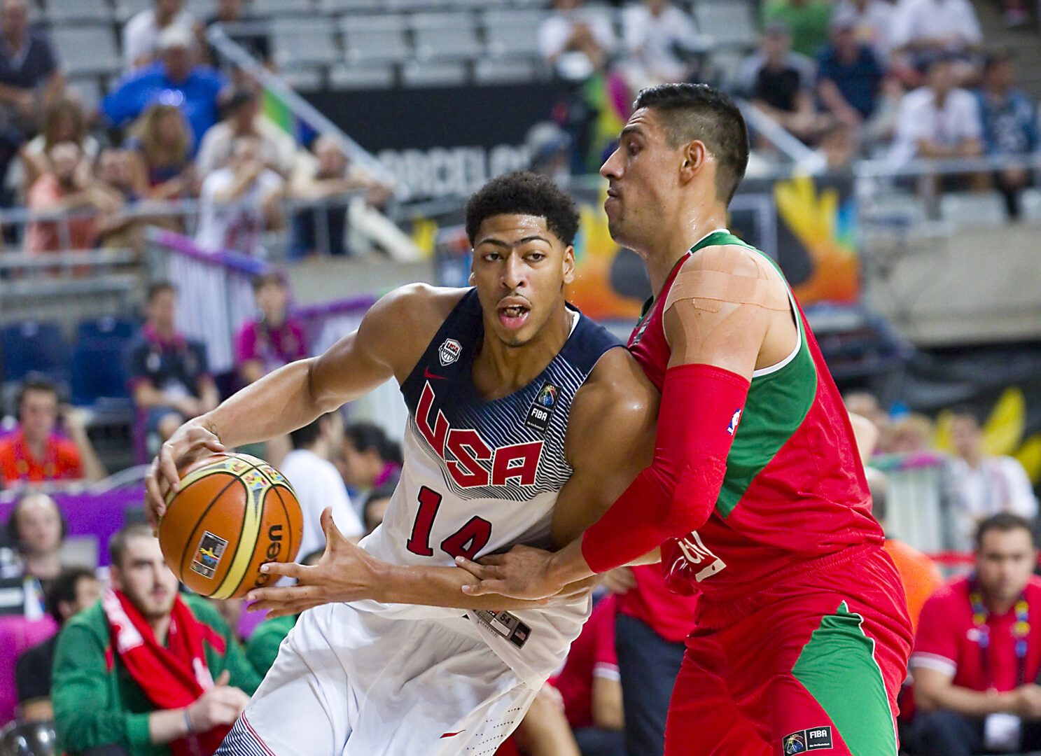 Дејвис отпишан,  доби  лоши вести и во својот нов клуб