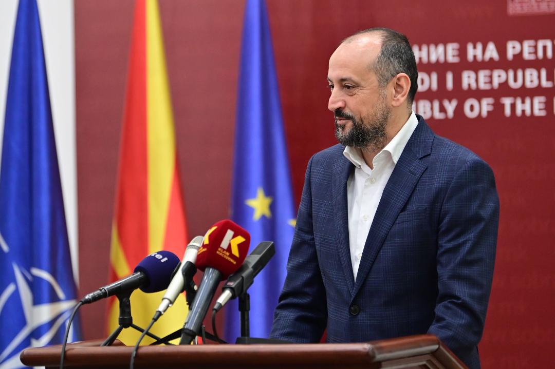 Битиќи ја повика Владата да преземе одговорност за минималната плата од 600 евра