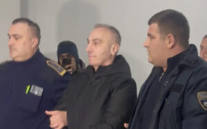 (ВИДЕО) Заврши распитот на Груби во Обвинителство, вечерва ќе биде изведен пред судија на претходна постапка