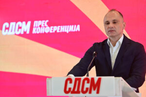 (ВИДЕО) Филипче со конкретно решение: Преку ребаланс се обезбедуваат и до 200 милиони евра за плати