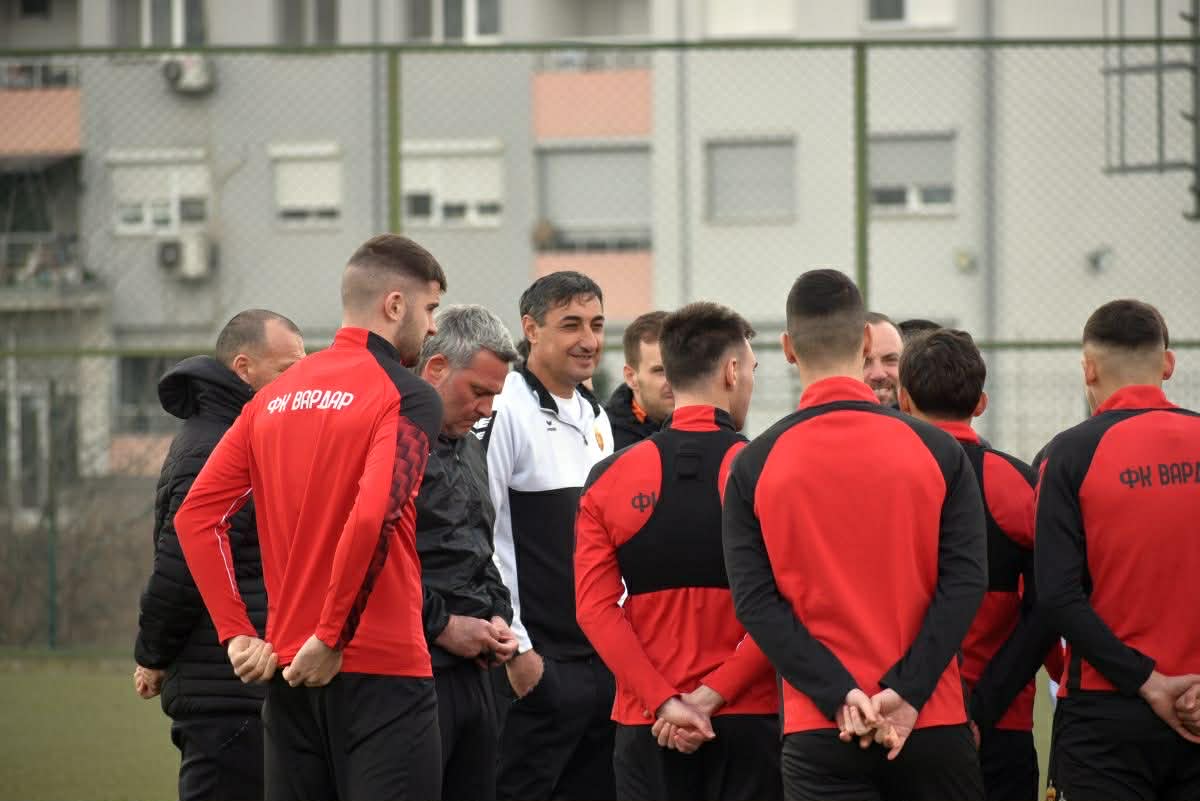 Скопско дерби: Сѐ освен победа на Вардар ќе биде сензација!