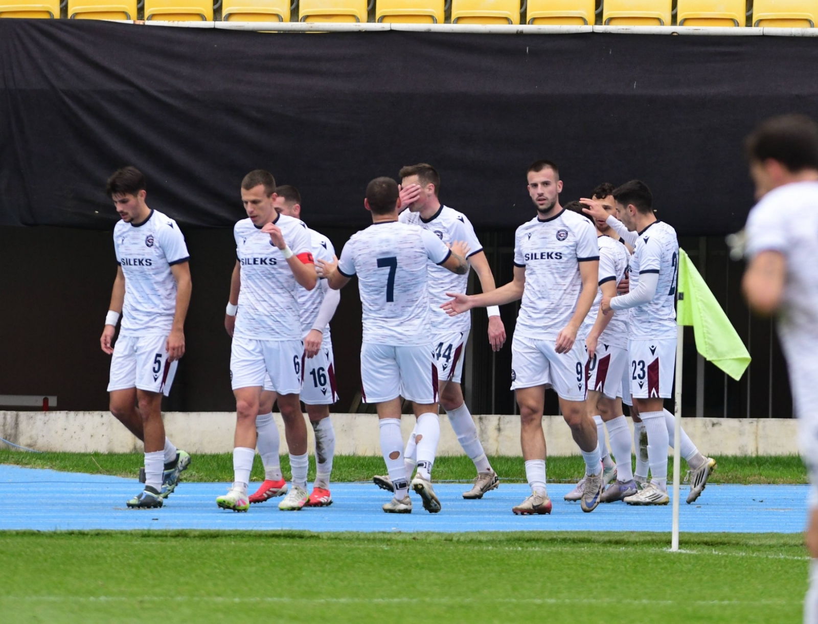 Силекс ја шокира Струга и му направи услуга на Вардар