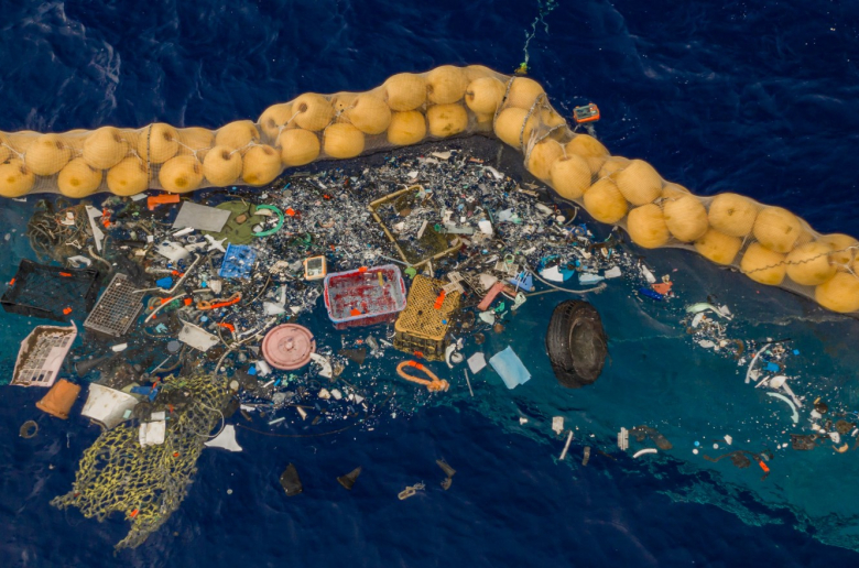 Еколози сега сакаат да ја спасат пластиката во океаните