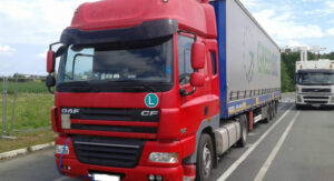 Дали Владата ги излажа камионџиите: ЕУ ги одби предлозите возачите да се прифатат како професионалци