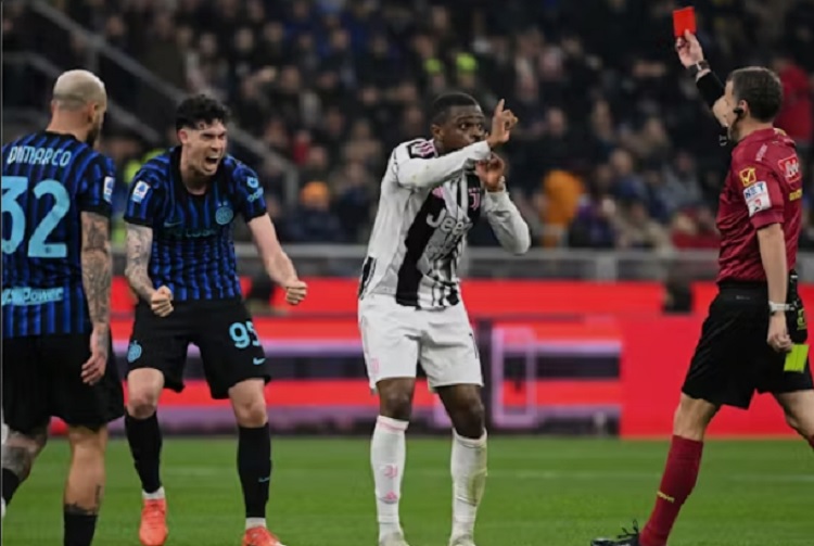 Во Јувентус се гневни на судењето: Ова е срамно, ВАР во Италија мора да се промени