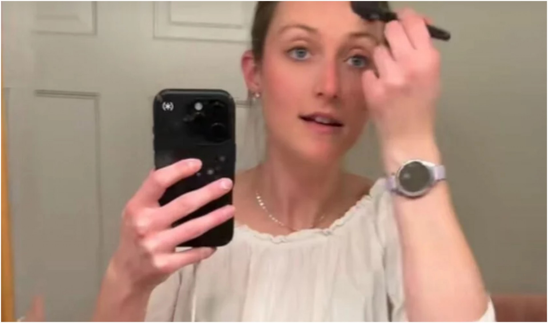 Сите ѝ љубоморат на оваа девојка поради родителите кои ги има: „Не можам да верувам дека постојат вакви семејства“