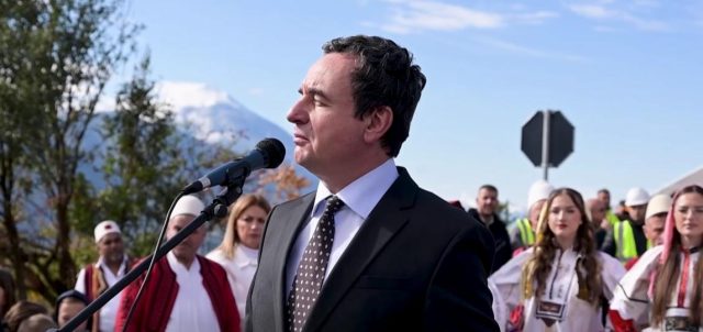 Косово со нова влада од 19 министерства; Курти го доби третиот мандат со 66 гласови поддршка