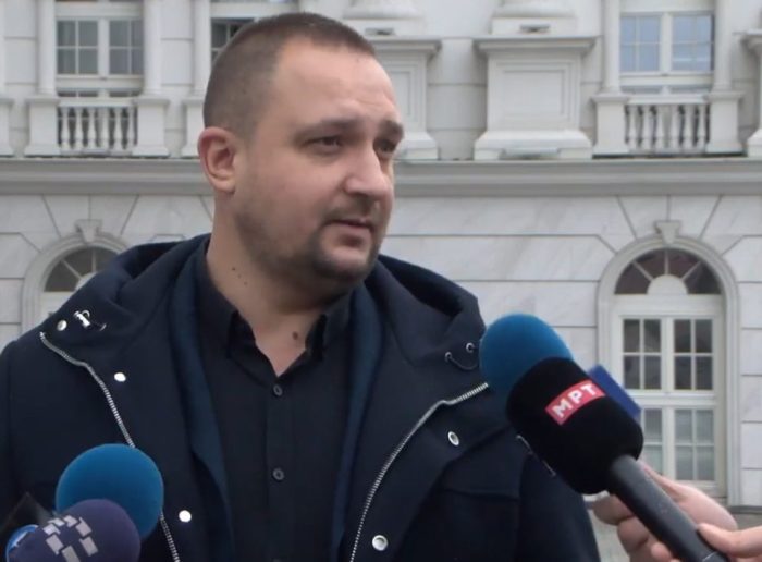 БЛОКАДА НА СОБРАНИЕТО: Трендафилов, кој со СДС на власт беше „наглув“, сега бара пратениците да ги слушаат барањата на ССМ