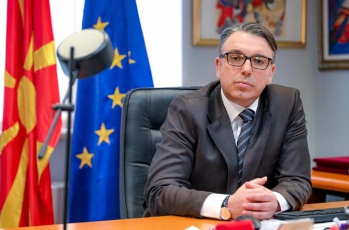 ФИЛКОВ ПО БАРАЊЕТО НА МИНИСТЕРОТ САЛИ: Правосудниот испит мора да се полага на македонски јазик, времето на толкување на Уставот според дневно-политипчки потреби помина