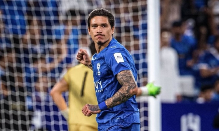 Тотенхем и Њукасл во обид да го вратат Дарвин Нуњез во Премиер – лигата